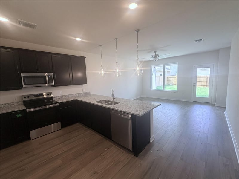 249 Lazy Lizzy RD, Jarrell, TX 76537