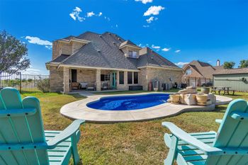 100 Apache Ps, Hutto, TX 78634
