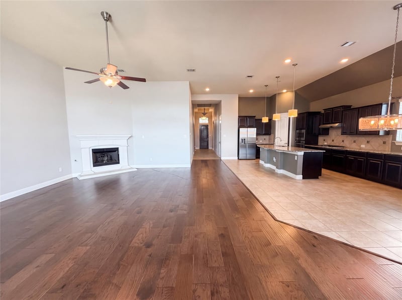 122 Bluehaw DR, Georgetown, TX 78628