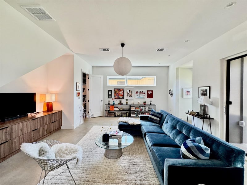 619 Tillery ST #A, Austin, TX 78702