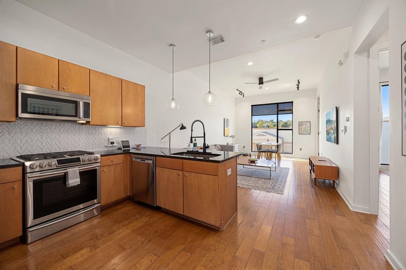 2525 S Lamar BLVD #206, Austin, TX 78704