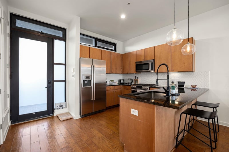 2525 S Lamar BLVD #206, Austin, TX 78704