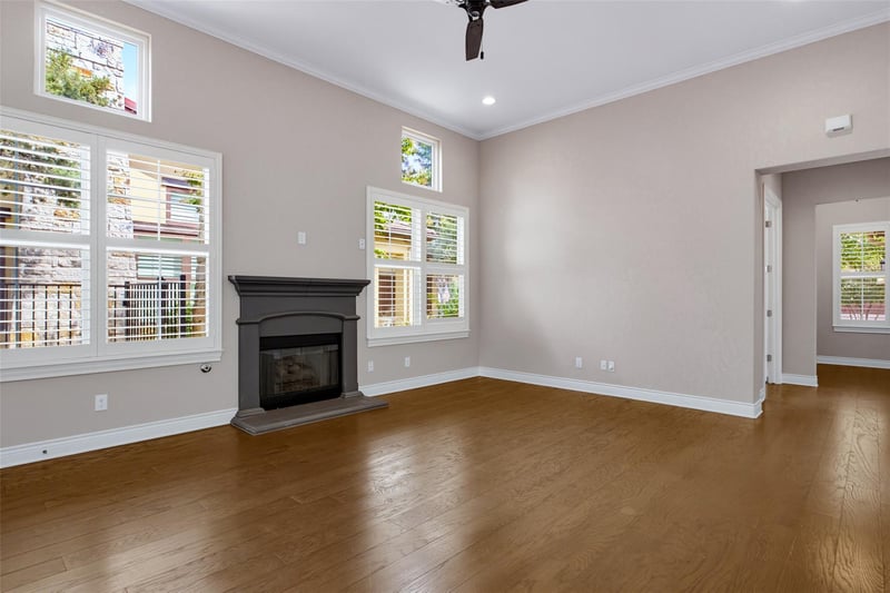 210 Versilia CIR, Lakeway, TX 78734