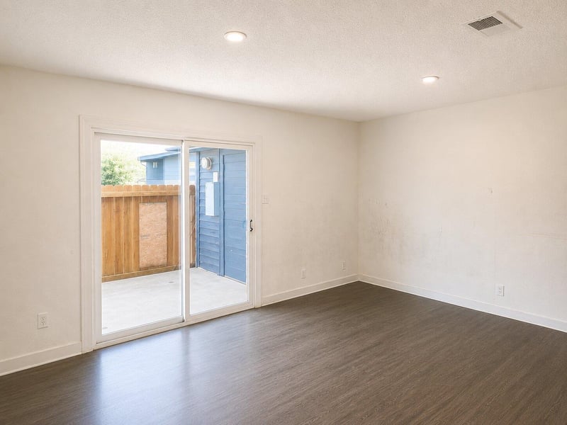 2301 Mission Hill DR #101, Austin, TX 78741