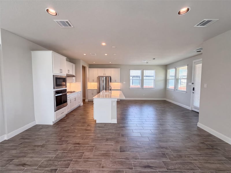 124 Crescent ST, Georgetown, TX 78626