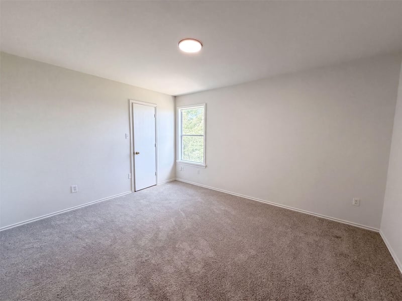 101 Gillespie LN, Elgin, TX 78621