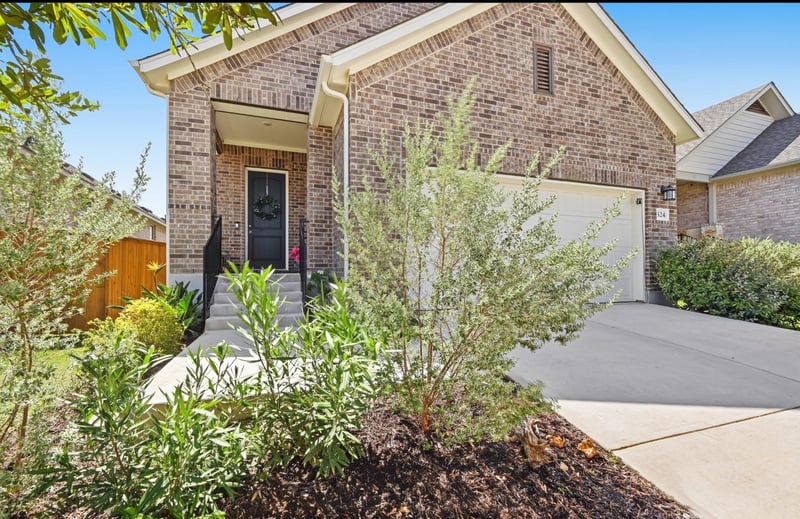 524 Possumhaw LN, San Marcos, TX 78666