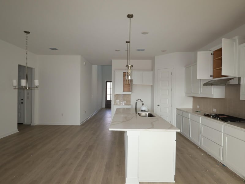 804 Corvallis DR, Leander, TX 78641