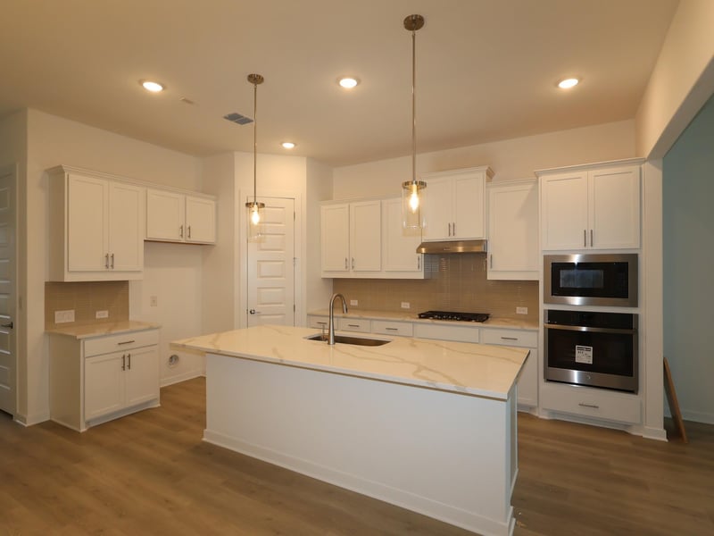 804 Corvallis DR, Leander, TX 78641