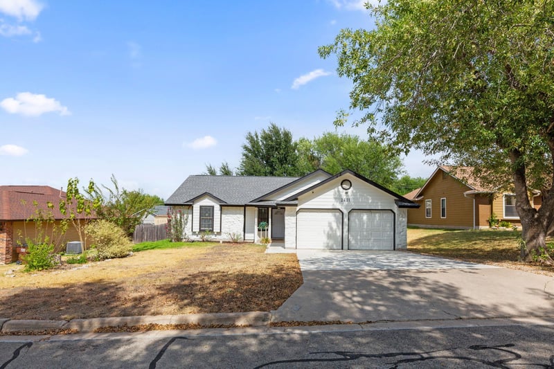 2401 Lasso DR, Round Rock, TX 78681