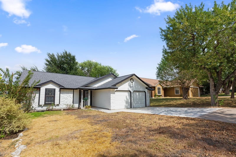 2401 Lasso DR, Round Rock, TX 78681