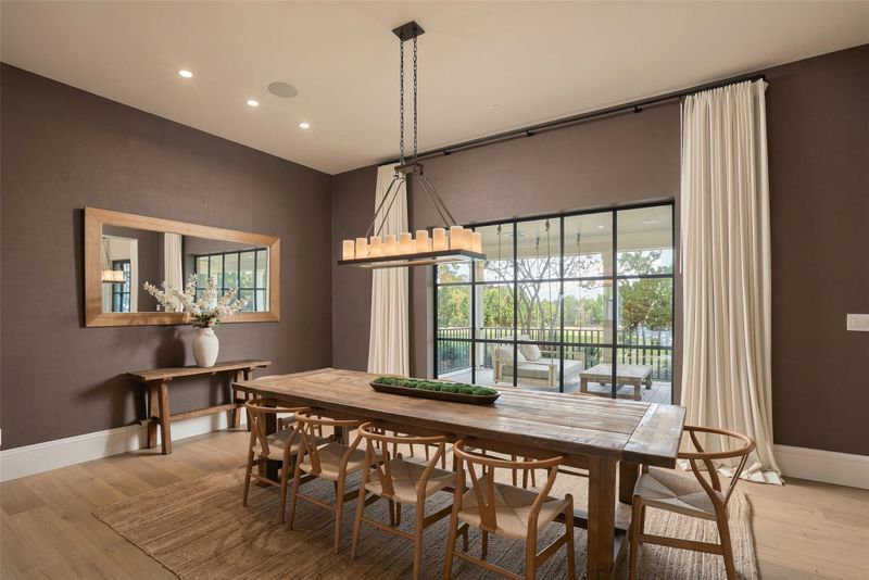 24 Cousteau LN, Austin, TX 78746