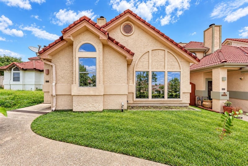 583 Rupen DR, Lakeway, TX 78734
