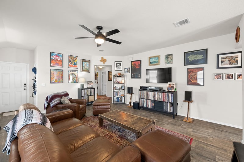 5721 Brampton LN, Austin, TX 78724