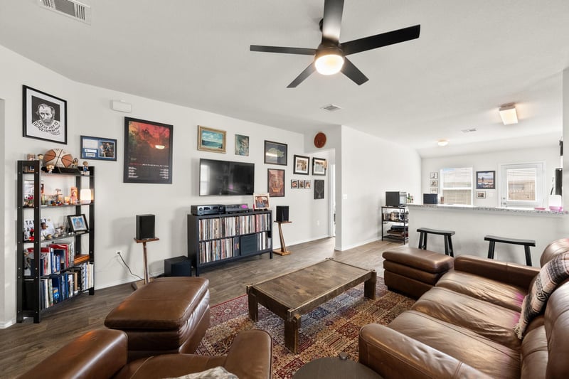 5721 Brampton LN, Austin, TX 78724