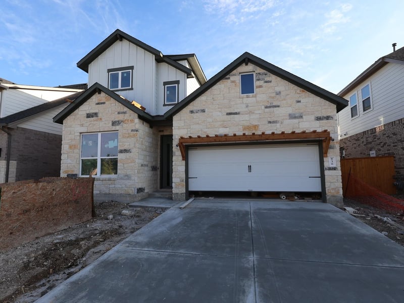 836 Corvallis DR, Leander, TX 78641