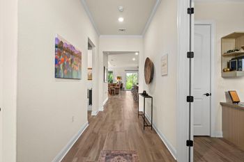 220 Iron Rail LN, Georgetown, TX 78633