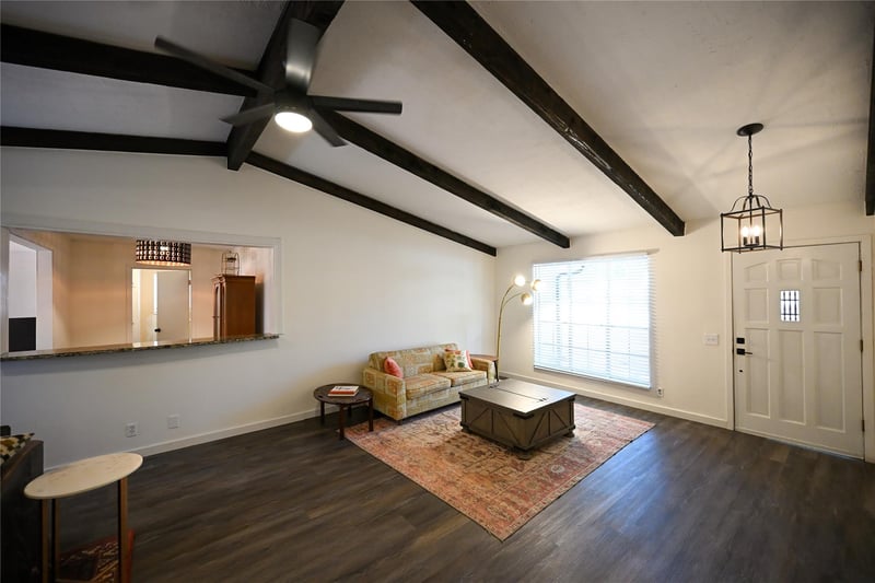 401 Dove Creek DR, Round Rock, TX 78664