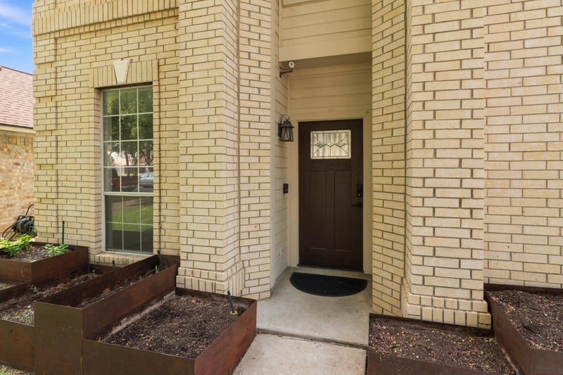 1905 White Oak Loop, Round Rock, TX 78681