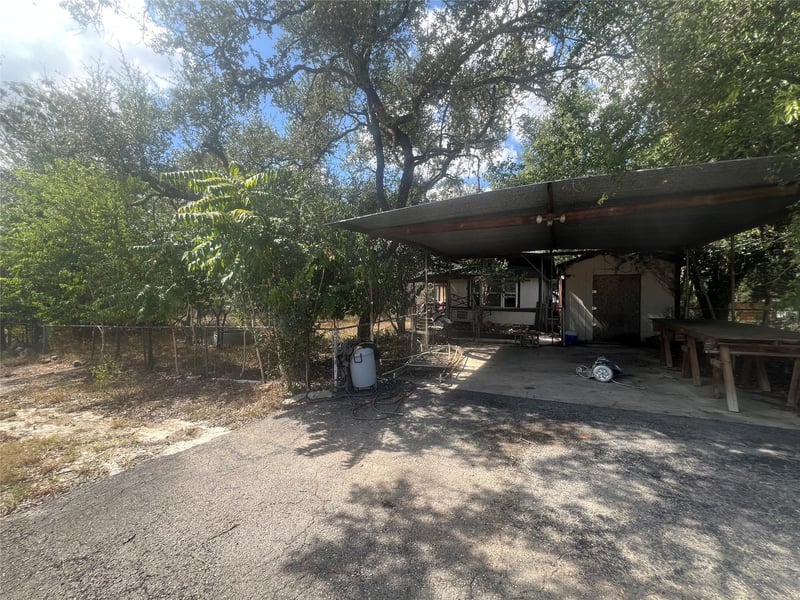 542 Flintstone DR, Canyon Lake, TX 78133