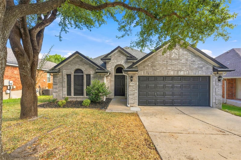 2114 Faldo LN, Round Rock, TX 78664