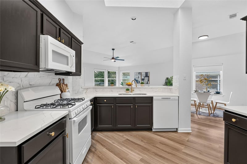 2114 Faldo LN, Round Rock, TX 78664