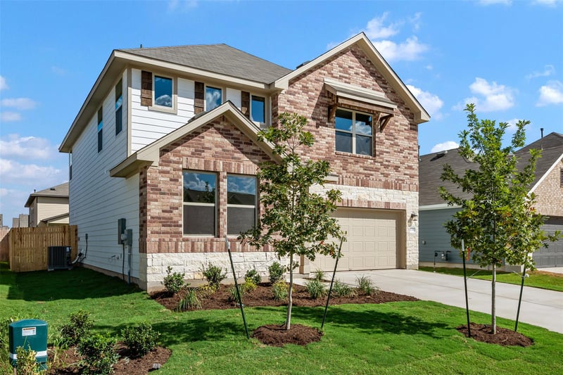135 Arlington Park Loop, Hutto, TX 78634