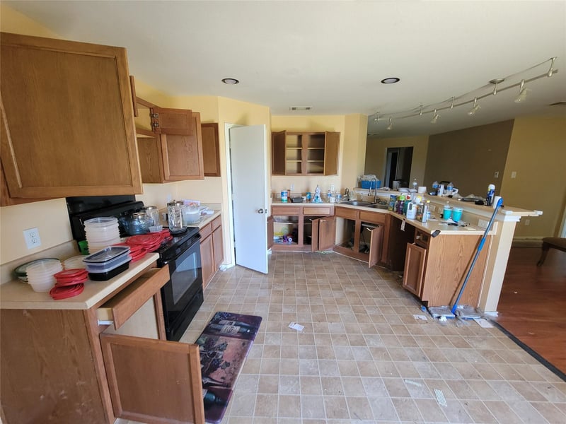 407 Saul ST, Hutto, TX 78634
