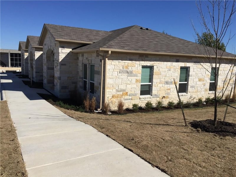209 S 12th ST S #109, Pflugerville, TX 78660