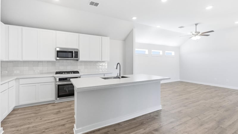 210 Palm Warbler Ps, Kyle, TX 78640
