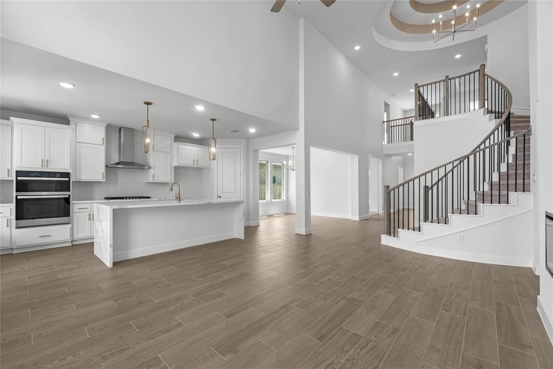 8124 Royal Mint CV, Lago Vista, TX 78645