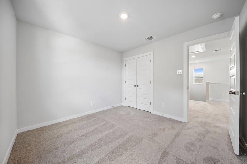 212 Firefox Way, Jarrell, TX 76537