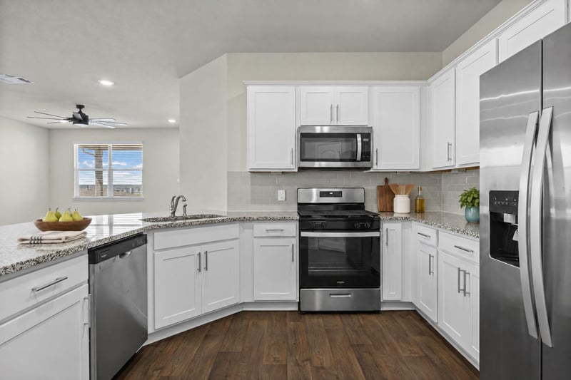 144 Ballyneal LN, San Marcos, TX 78666