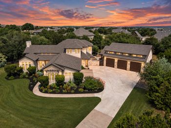 408 Old Pecan LN, Leander, TX 78641