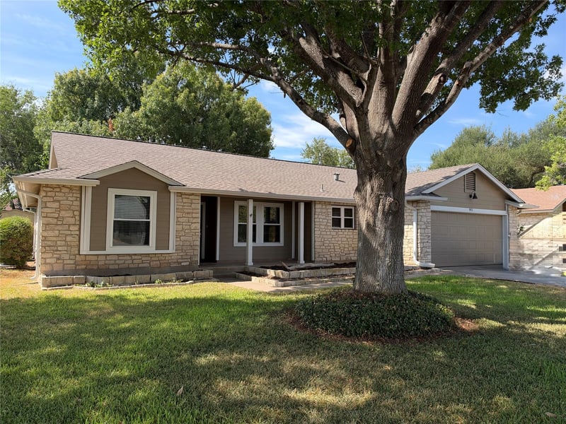 901 Ramble Creek DR, Pflugerville, TX 78660