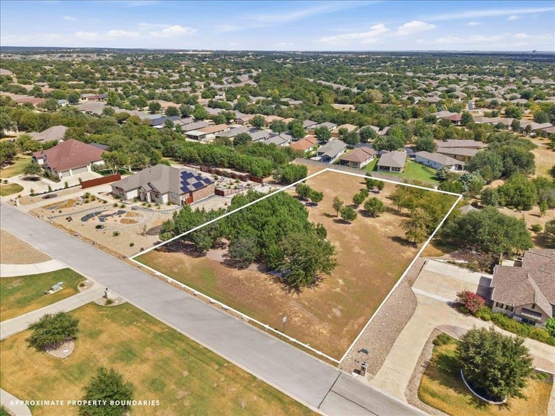 232 Standing Oak DR, Georgetown, TX 78633