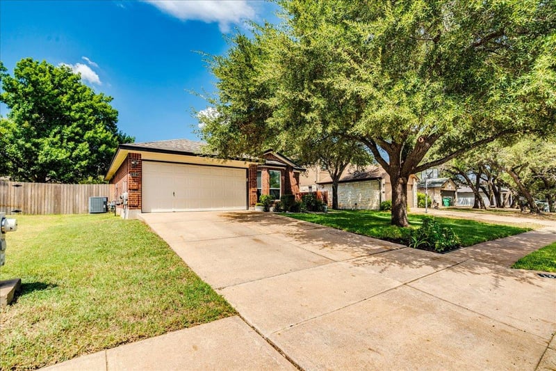 1327 Rosie LN, Cedar Park, TX 78613