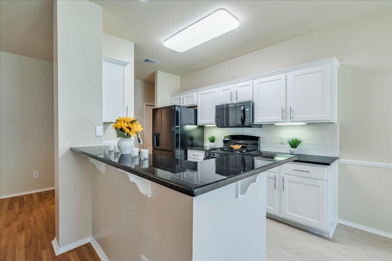 1327 Rosie LN, Cedar Park, TX 78613