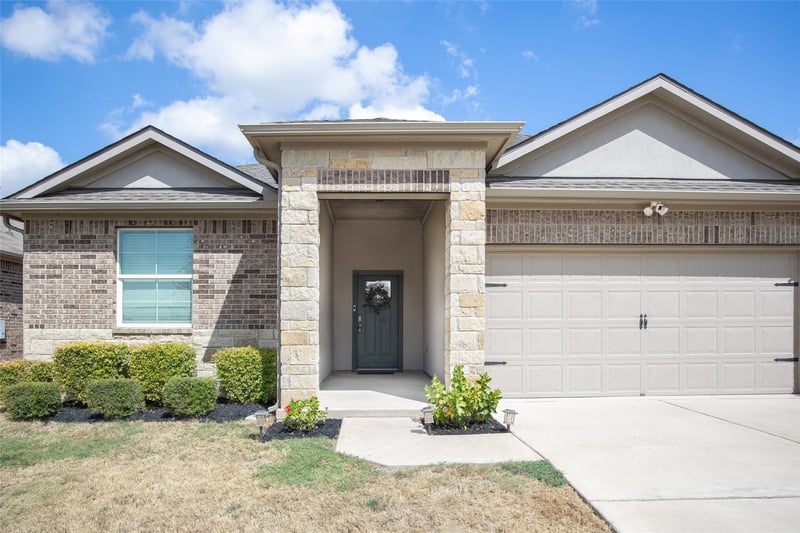 2005 Fairhaven GTWY, Georgetown, TX 78626