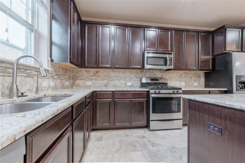 7220 Wyoming Springs DR #203, Round Rock, TX 78681