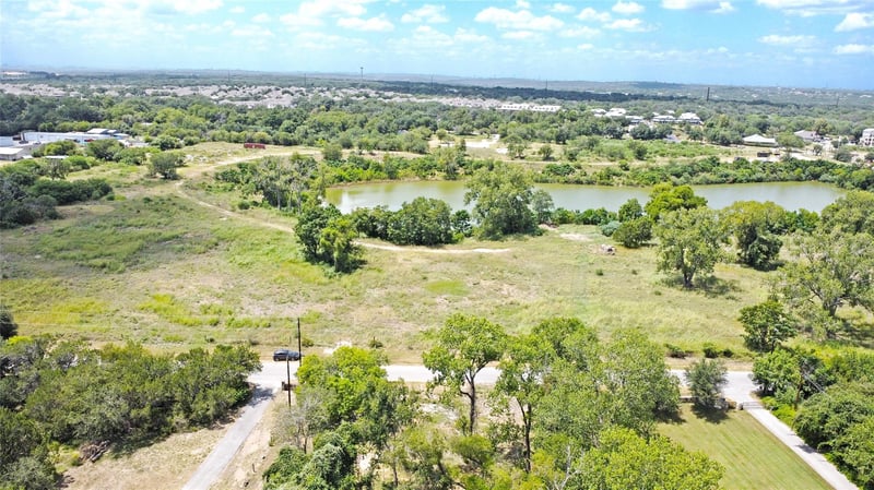 1249 Sleepy Hollow LN, New Braunfels, TX 78130