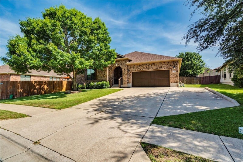 416 Hogg Pecan Ps, Austin, TX 78748