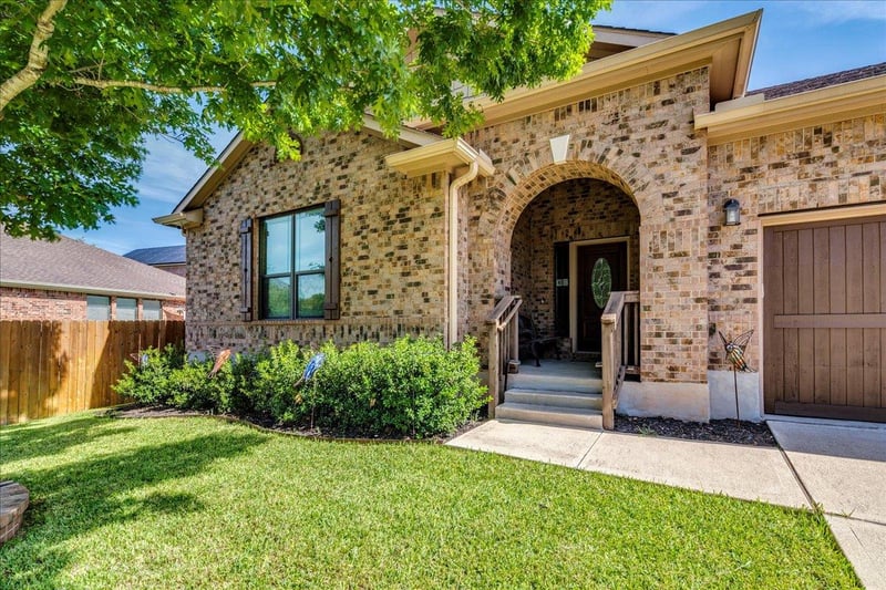 416 Hogg Pecan Ps, Austin, TX 78748