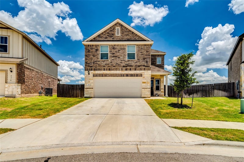 572 Pepperbark Loop, Buda, TX 78610
