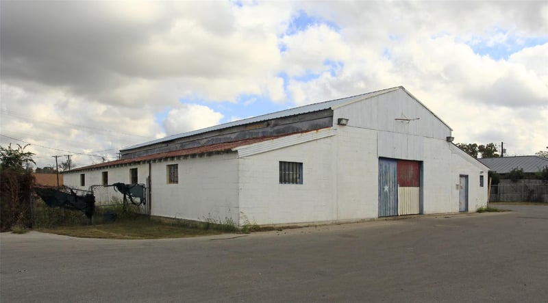 1940 S Austin Ave, Georgetown, TX 78626