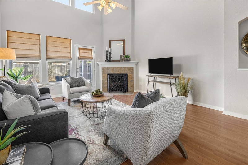 1720 Heath DR, College Station, TX 77845
