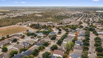 3923 Bonnie LN, Round Rock, TX 78665