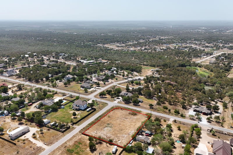 190 Monterrey Hills DR, Del Valle, TX 78617