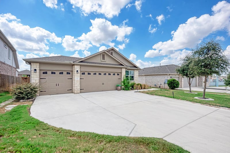 613 Otto Ave, Georgetown, TX 78626