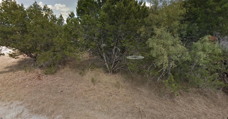 21 Wood GLN, Wimberley, TX 78676